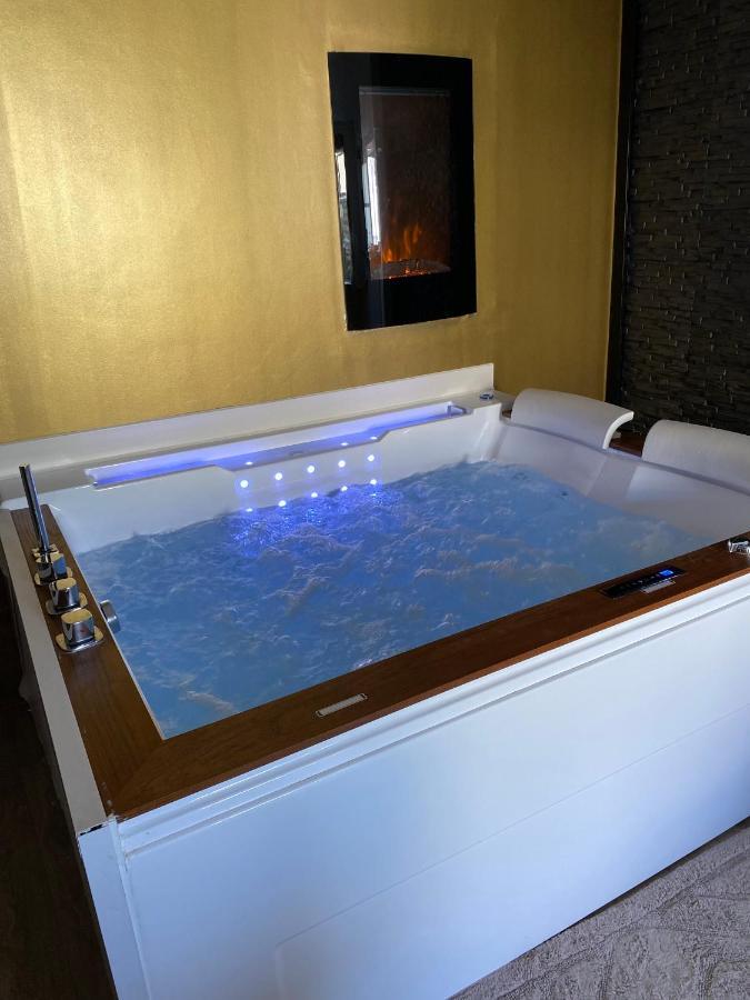 Cocooning Bed&Spa Villa Tolosa Esterno foto